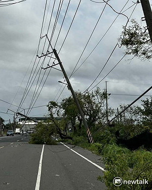 台南逾4萬8千多戶仍停電  黃偉哲臉書灌5千多則留言抱怨