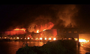 KSS凱士士台南七股第5廠大火 火勢仍未控制