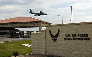 中資農地緊鄰19美軍基地引國安疑慮! 美大學遭滲透 陸留學生瞞軍工背景遭遣返