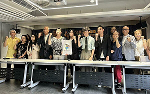 海外僑胞返台挺罷免  齊呼唯一目的：罷免親共國民黨立委 