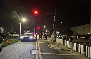 母女騎車未減速遭未停讓汽車撞飛　母、駕駛均判刑