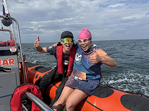 許汶而成功泳渡北歐厄勒海峽  再創台灣第一人紀錄