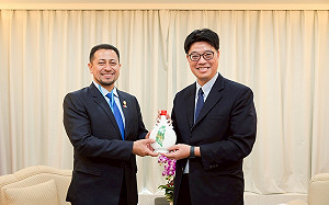 邱垂正接待友邦瓜國議長羅慕斯訪團 感謝支持民主台灣