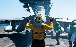 美「華盛頓」聯手英「威爾斯親王」 F-35C首次亮相「護身軍刀」