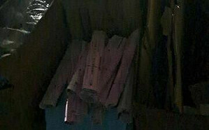 桃園龜山逾10戶選舉公報遭竊 警逮男街友稱：以為是資源回收物 