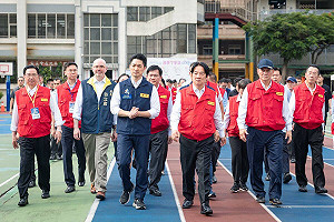 蔣萬安喊「槍口不對內」!林飛帆:威權時代槍口對著民眾