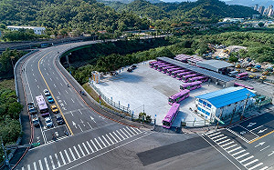 起步才見人影竄出？權威醫師慘死公車輪下！欣欣客運道歉：司機確實違規