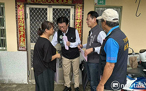 林俊憲郭國文慰問風災傷亡者  籲因救災摔死重傷者納入救助金對象