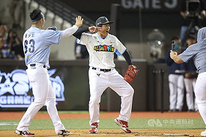 葉君璋「鐵捕封殺王」寶刀未老：缺捕手可考慮我