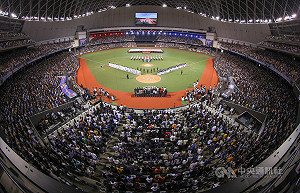 中職明星賽4萬人進大巨蛋寫紀錄  蔣少宏雙安獲MVP