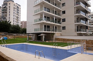 巧合? 烏前內政部高官陳屍西班牙泳池 俄叛逃飛行員也死於同社區