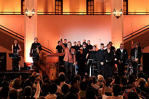 想掙人民幣得當統戰樣板？矢板明夫狠批羅大佑：會唱歌的館長