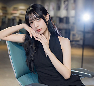 嘎琳有戀情？遭爆「夜宿商辦大樓2晚」疑私會百億富豪  