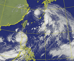 范斯高與竹節草颱風將併入大低壓帶！氣象專家提醒：中南部進入長時間不穩定天氣