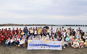 高雄暑期青少年開放性水域體驗  從教室走進大海深化自我防範意識