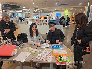 加拿大台僑返台投票：在海外更能感受中國威脅