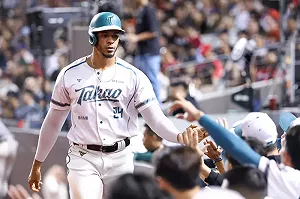 中職／台鋼該留魔鷹嗎！恐不敵洋投趨勢？