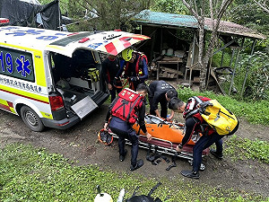 新竹縣五峰雙龍瀑布溯溪意外　1男子溺水身亡