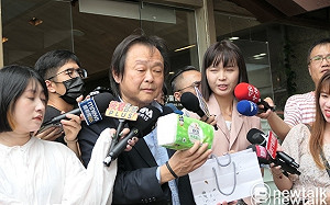 籲賴清德找罷團撤回823罷免！王世堅送柯建銘衛生紙：好好擦屁股