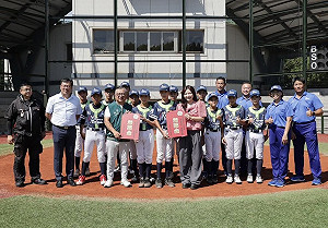 東園國小少棒進軍世界賽　體育署與民代應援