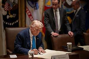 日韓歐「對美投資」一樣被川普課稅15％！財經網美：台灣應知所進退