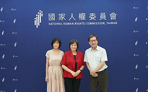 國家人權會推選紀惠容為副主委