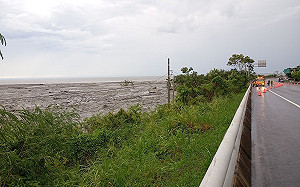 創85年紀錄！南迴連日暴雨 3測站7月降雨量創新高