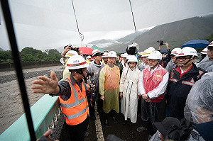 雨量超過莫拉克!高雄山區淹成孤島 陳世凱:3天內搶通維生通道