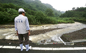 總雨量破莫拉克記錄  蘇清泉籲丹娜絲救災特別條例納入屏東