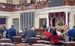 破天荒！德州民主黨議員集體出逃阻撓選區重劃案 州長下令警方抓捕遣返