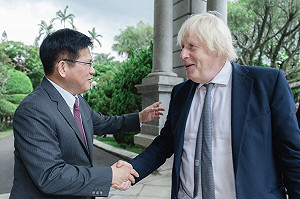 外交部長林佳龍午宴歡迎英國前首相強生  感謝對台海和平堅定支持