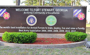 （影）美喬治亞州軍營槍擊案! 嫌犯用私人手槍傷5士兵 川普、防長都說話了