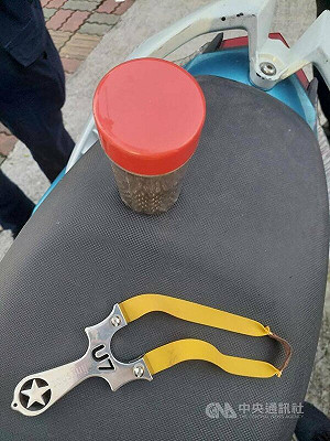 台中烏日社區多戶玻璃遭鋼珠擊毀　移工涉案遭逮