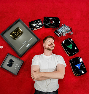 MrBeast破4億訂閱「獲藍鑽石獎牌」！網嗨：全球只有一人擁有