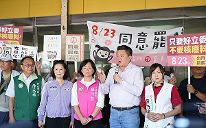 何博文:用百萬雄兵走入基層 這次罷免令台灣人民驕傲