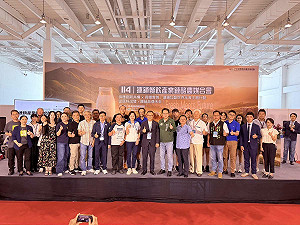 高雄藍綠立委齊力挺  連鎖加盟展攜手酪農共創國產鮮乳新商機