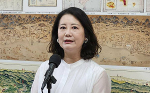 黃國昌表態選新北市長 吳思瑤酸：該頭疼的是國民黨