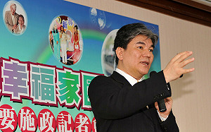 李鴻源批能源政策錯誤  經濟部斥：去年再生能源占比12%，核三除役後供電穩定　