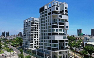 楊柳過境高雄「凱旋青樹」社宅漏水  都發局勘查確認水管接頭鬆脫