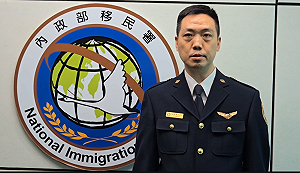 颱風天旅客無法下機「互推皮球」？移民署澄清：並非事實