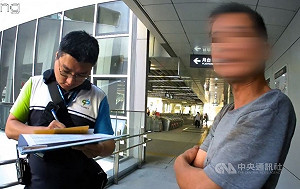 中捷乘客亂按手扶梯緊急鈕害人險摔　遭罰1萬元