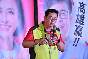 「左營楠梓漢」薛兆基挺邱議瑩  提蓮池潭夜經濟規劃願景