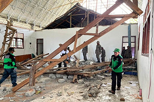 規模6.0地震襲印尼蘇拉威西島 數十人受傷