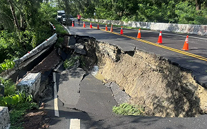 大雨致災！墾丁森林遊樂區驚見「巨大天坑」 墾管處：預計3天搶通