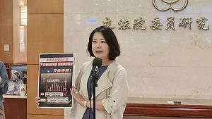 美示警國防預算受阻 吳思瑤批藍白聯手傷害台灣安全