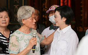 向鳳山天公宣示  林岱樺:面對暗黑勢力打壓、堅定走高雄的路