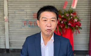 批館長淪統戰宣傳樣板   許智傑：為人民幣出賣靈魂  