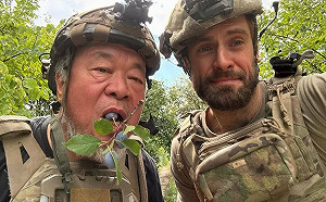 中國異議藝術家艾未未現身烏克蘭戰地!深入哈爾科夫前線並肩烏軍
