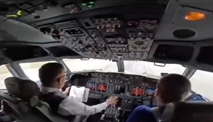 (影) 正駕駛是國王、副駕駛是王妃！赴不丹訪問 泰王親自開飛機影片曝