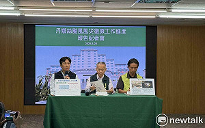 台南丹娜絲災後修繕媒合逾九成五  石綿瓦清運破三千噸約兩年總量